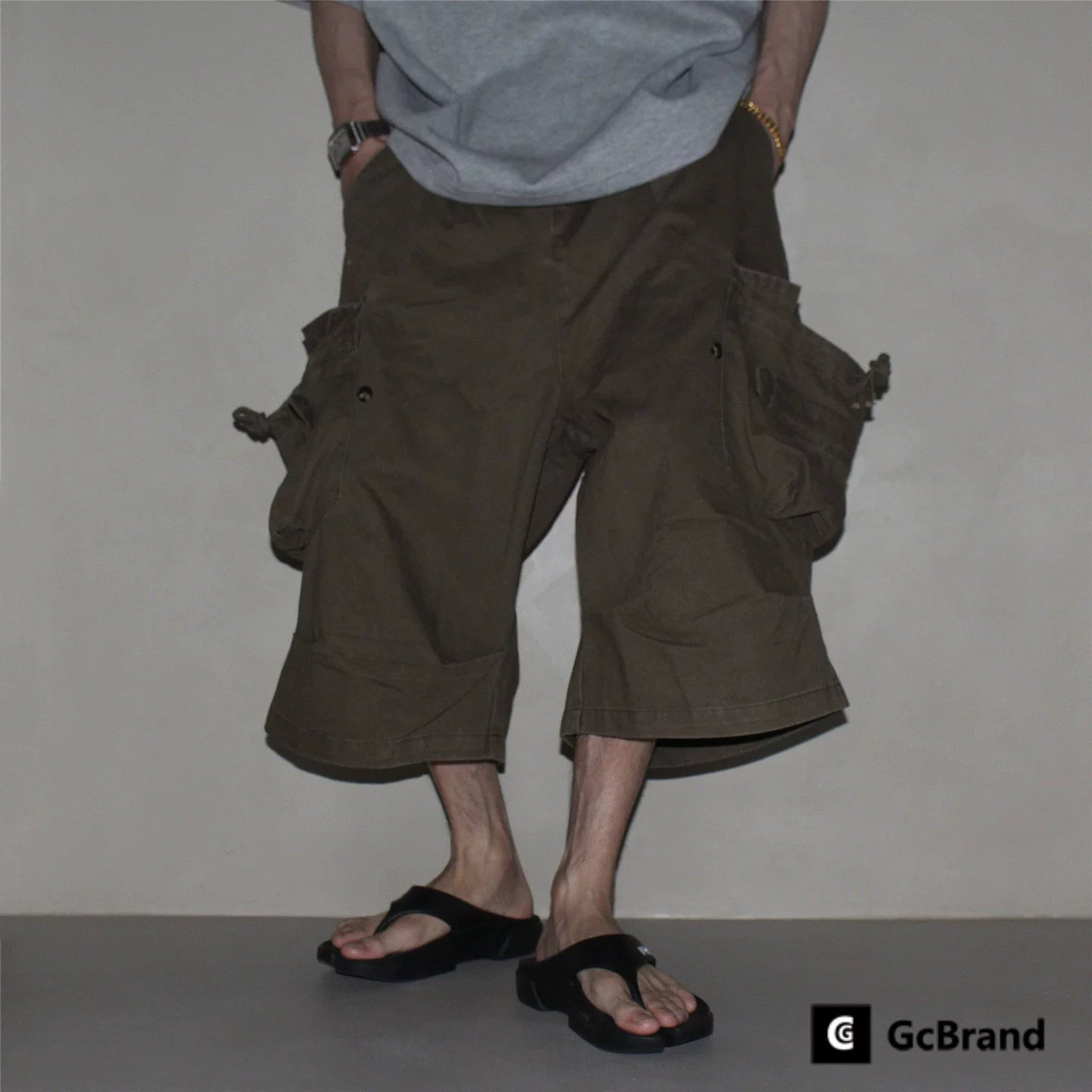 GcBrand Lab SS25 Japanese retro loose workwear shorts, summer casual large pocket captcha pants for men